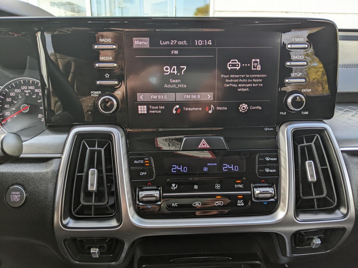 Kia Sorento 2023 — photo 15