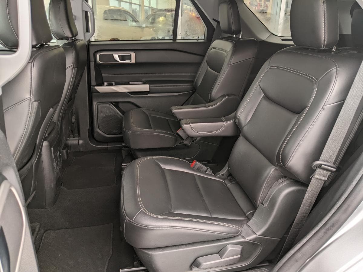Ford Explorer 2024 — photo 17