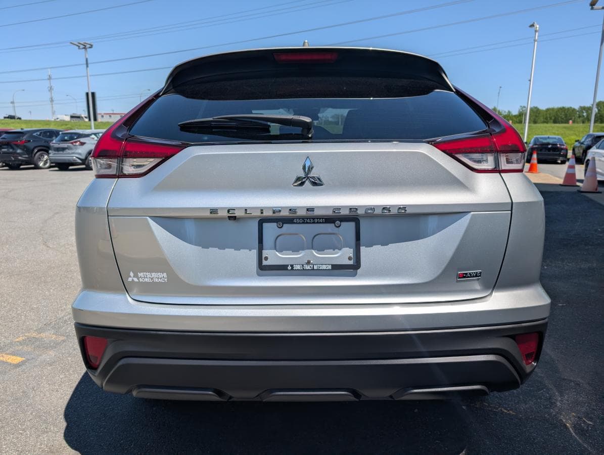 Mitsubishi Eclipse Cross 2023 — photo 5