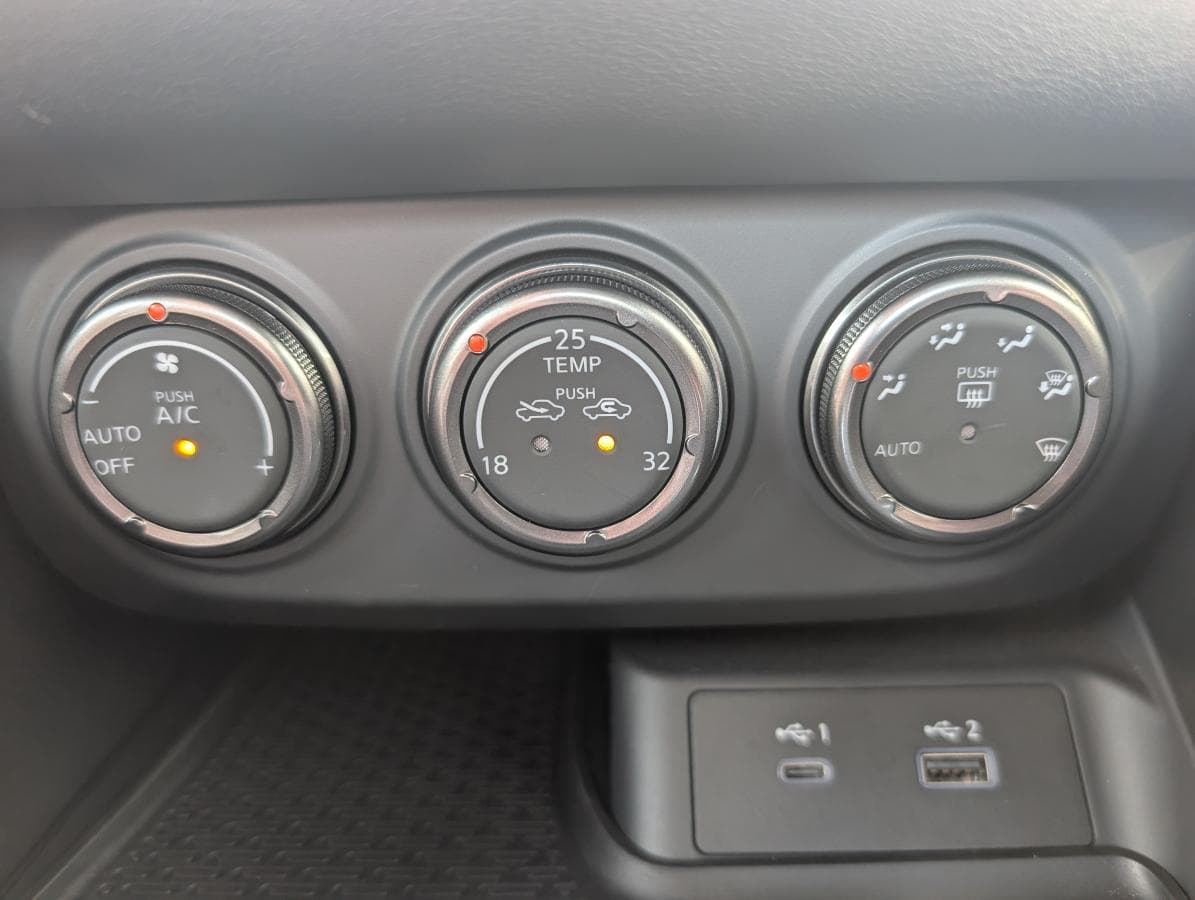 Nissan Z 2023 — photo 16