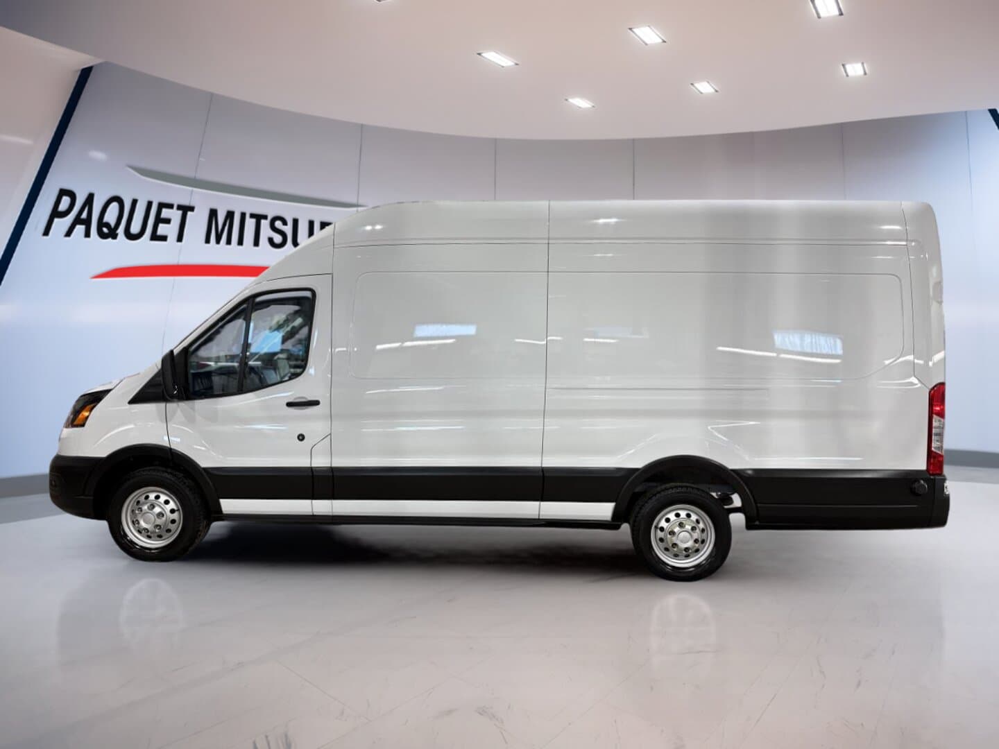 Ford Transit Cargo Van 2024 — photo 8