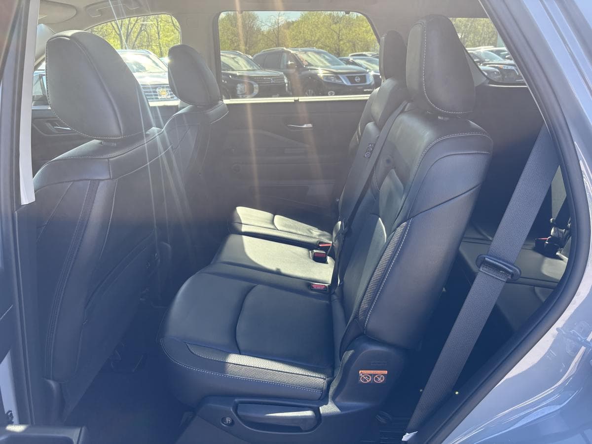 Nissan Pathfinder 2025 — photo 12