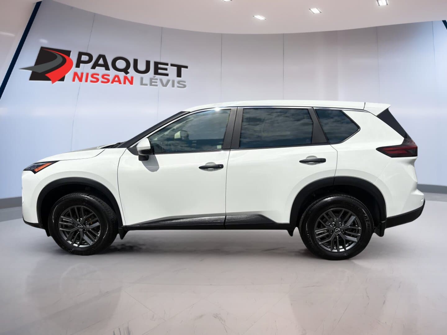 Nissan Rogue 2024 — photo 8