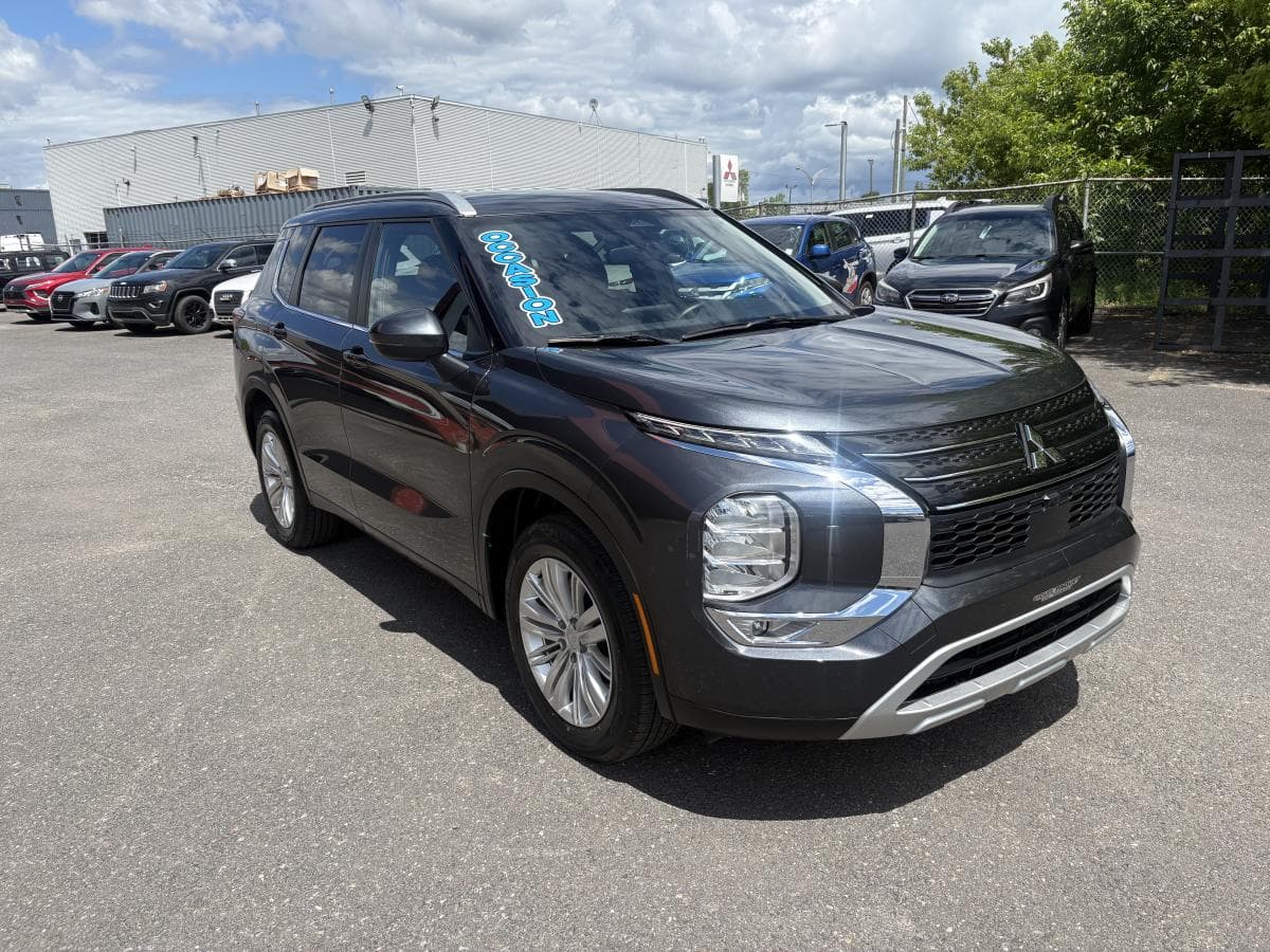 Mitsubishi Outlander 2024 — photo 3