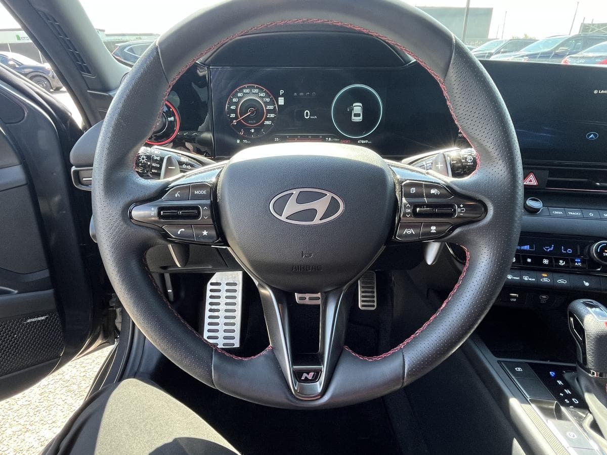Hyundai Elantra 2024 — photo 12