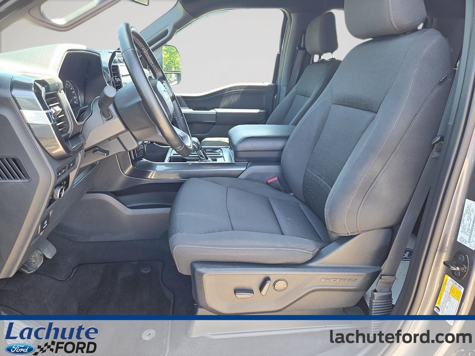 Ford F-150 2023 — photo 10