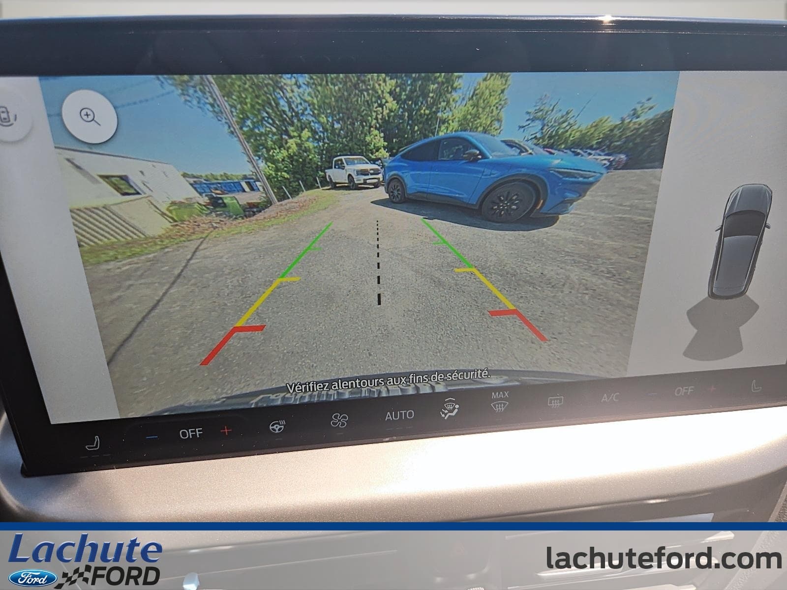 Ford Escape Hybrid 2024 — photo 19