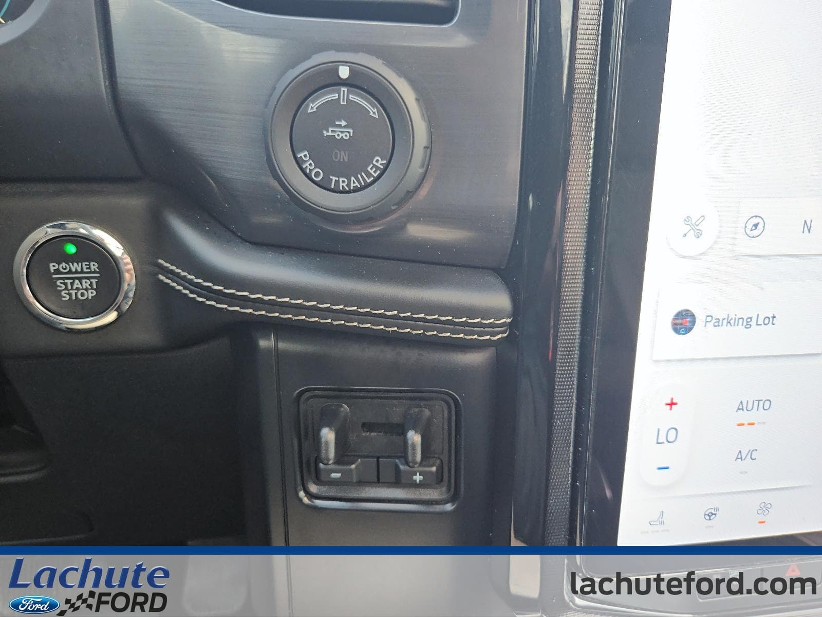 Ford F-150 Lightning 2023 — photo 17