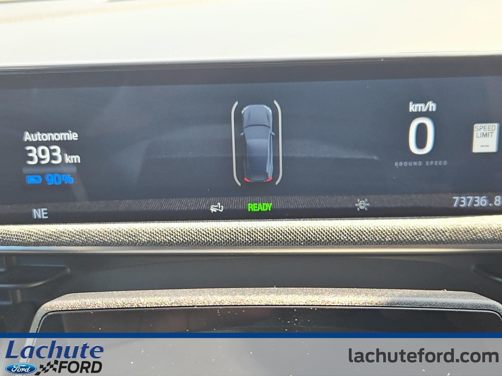 Ford Mustang Mach-E 2023 — photo 14