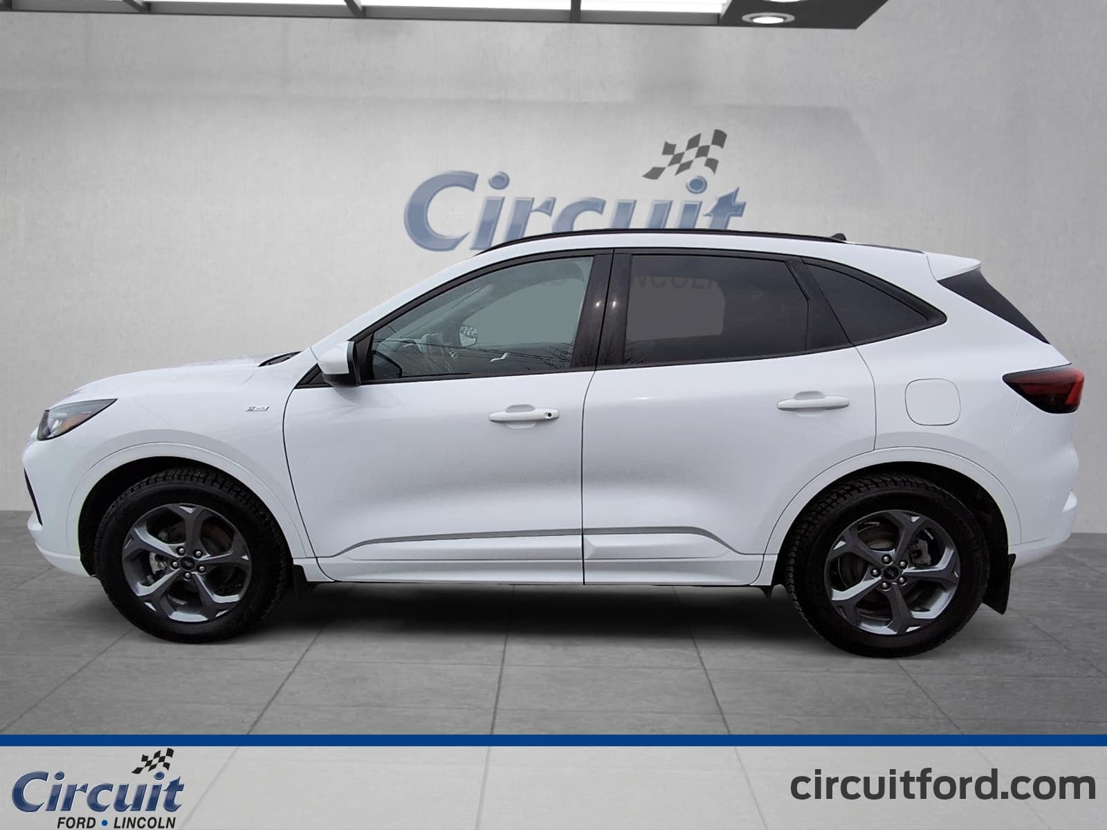 Ford Escape 2023 — photo 7