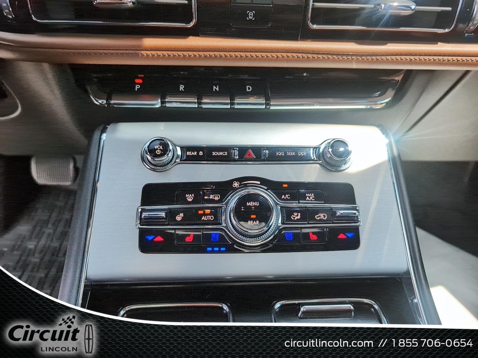 Lincoln Aviator 2023 — photo 14