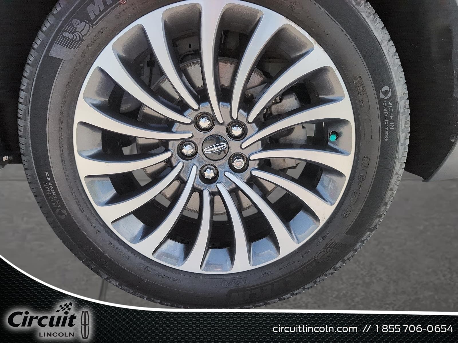 Lincoln Aviator 2023 — photo 7
