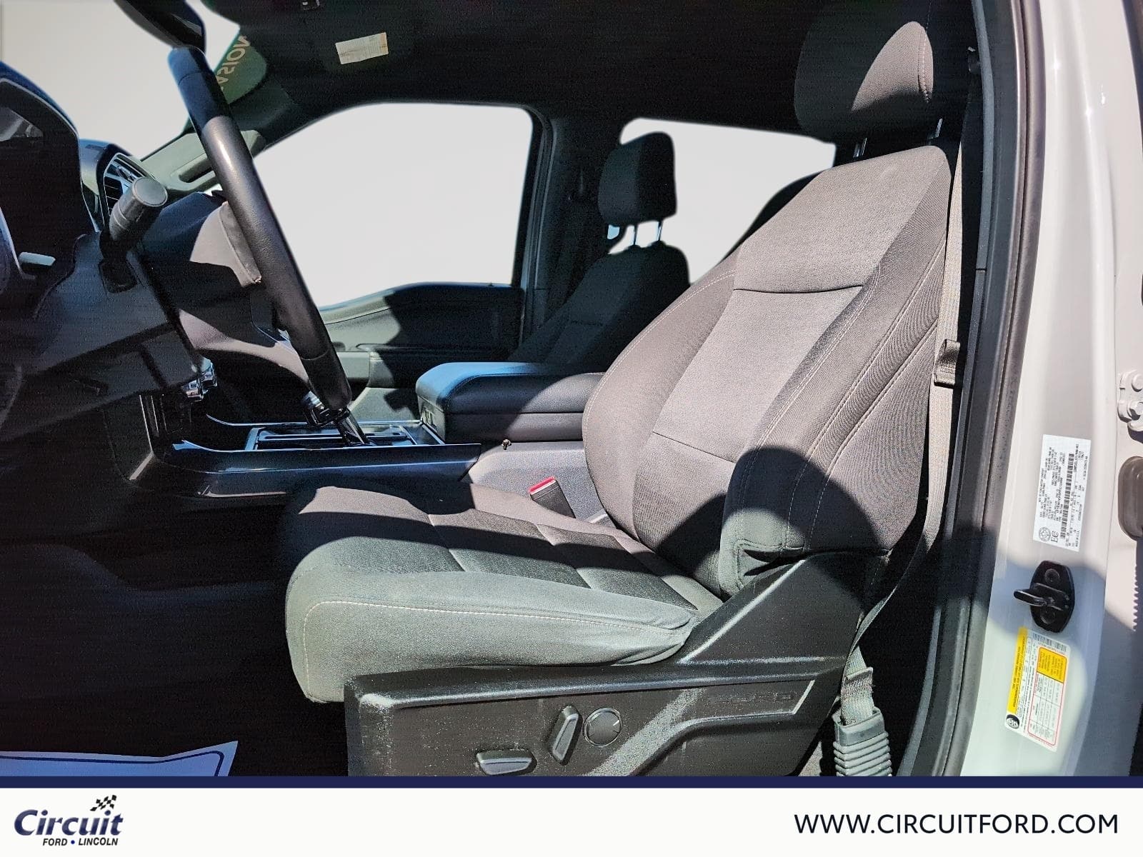 Ford F-150 2023 — photo 9