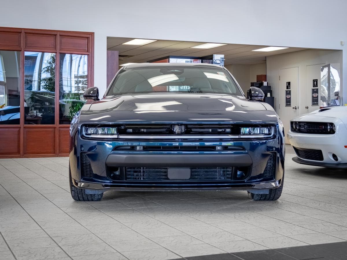 Dodge Charger 2026 — photo 2