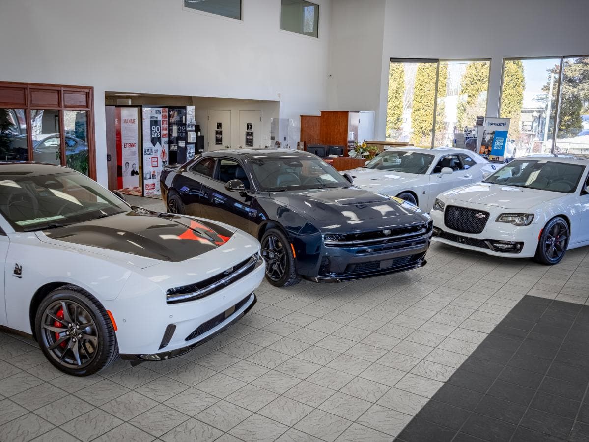 Dodge Charger 2026 — photo 8