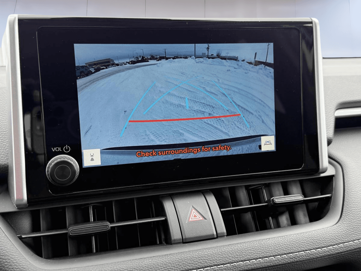 Toyota RAV4 XLE 2025 — photo 12