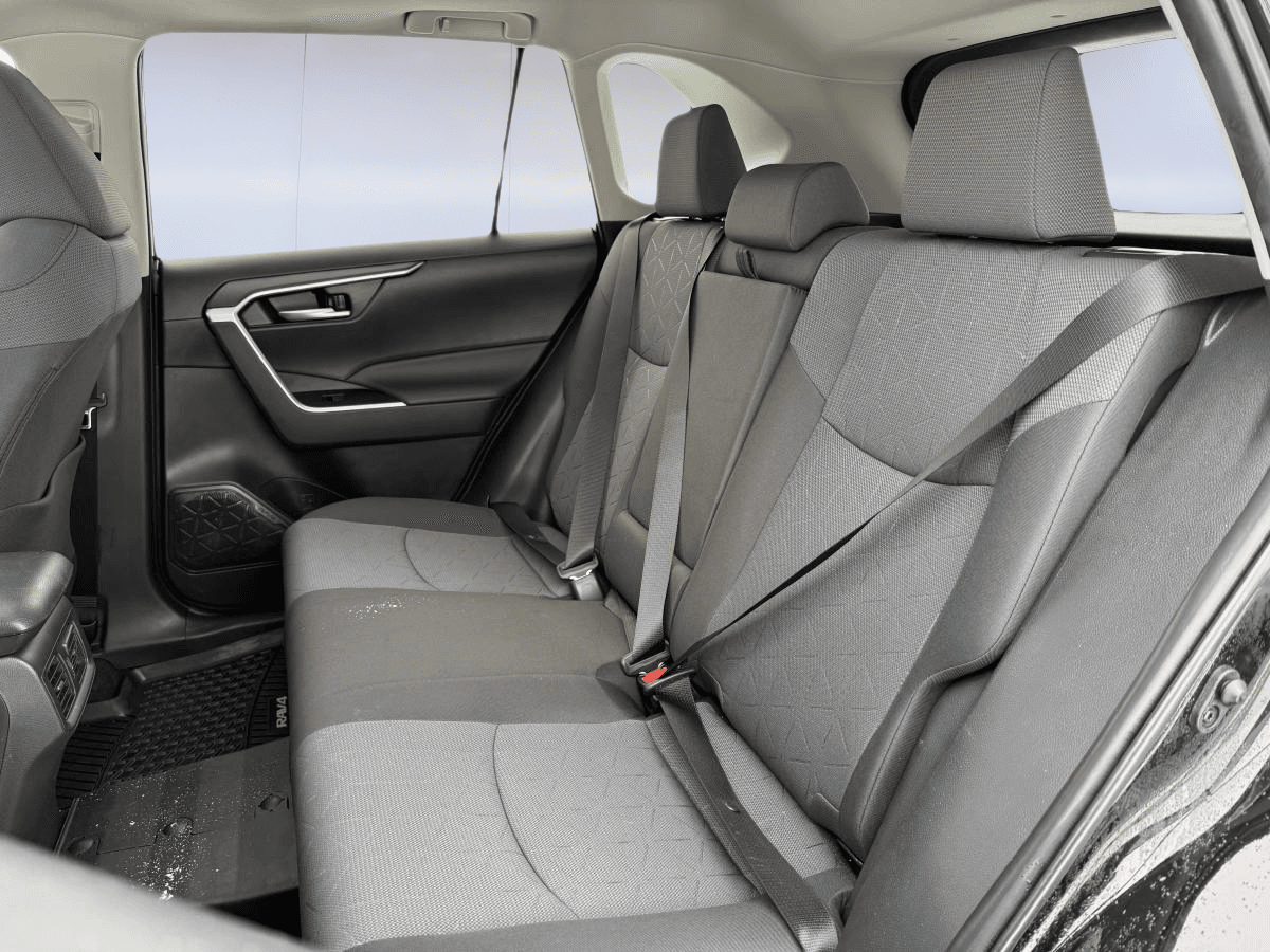 Toyota RAV4 XLE 2025 — photo 17