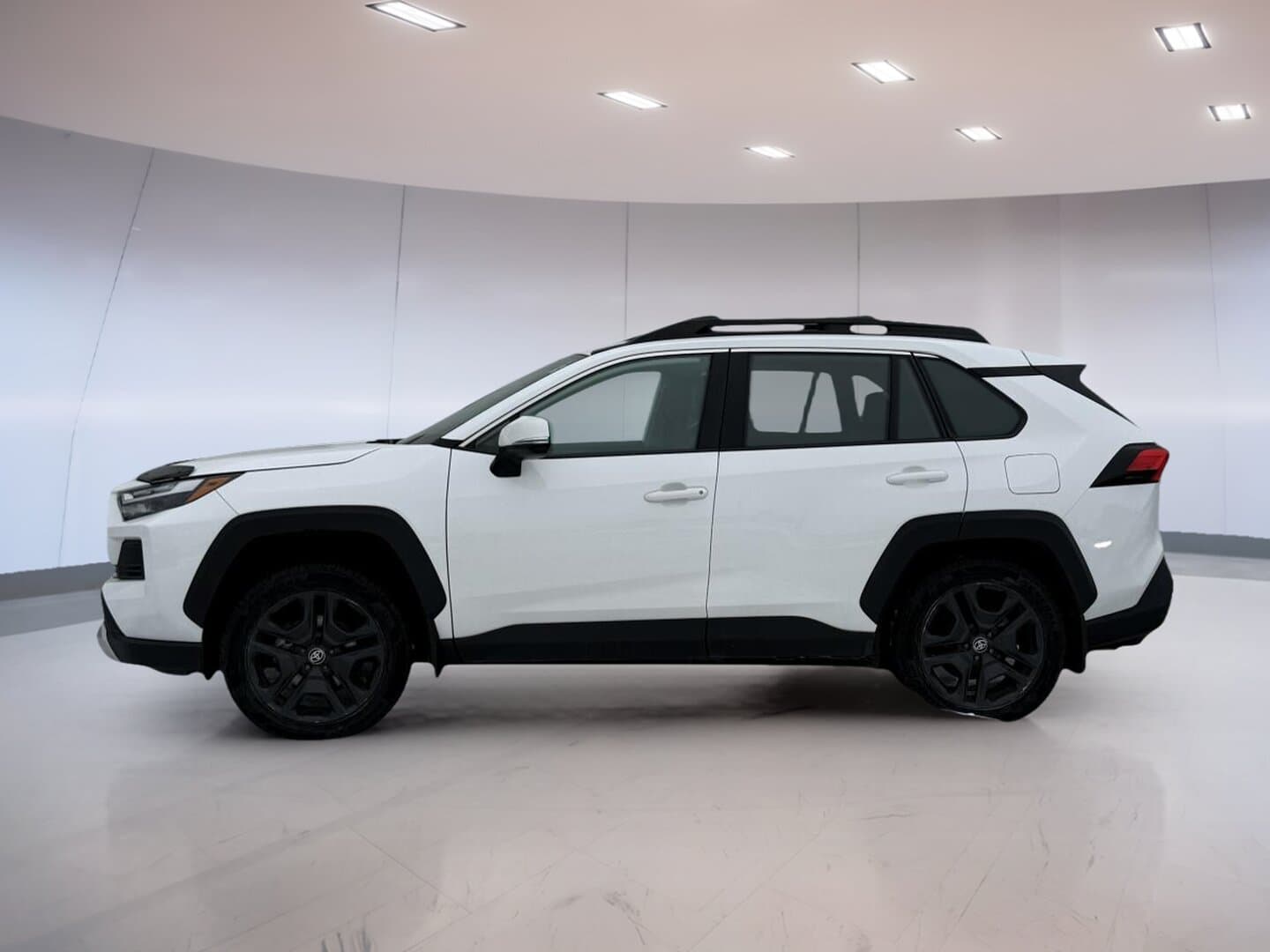 Toyota RAV4 Trail 2024 — photo 2