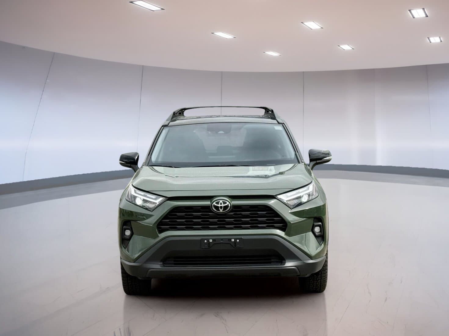 Toyota RAV4 Hybrid XLE 2025 — photo 3
