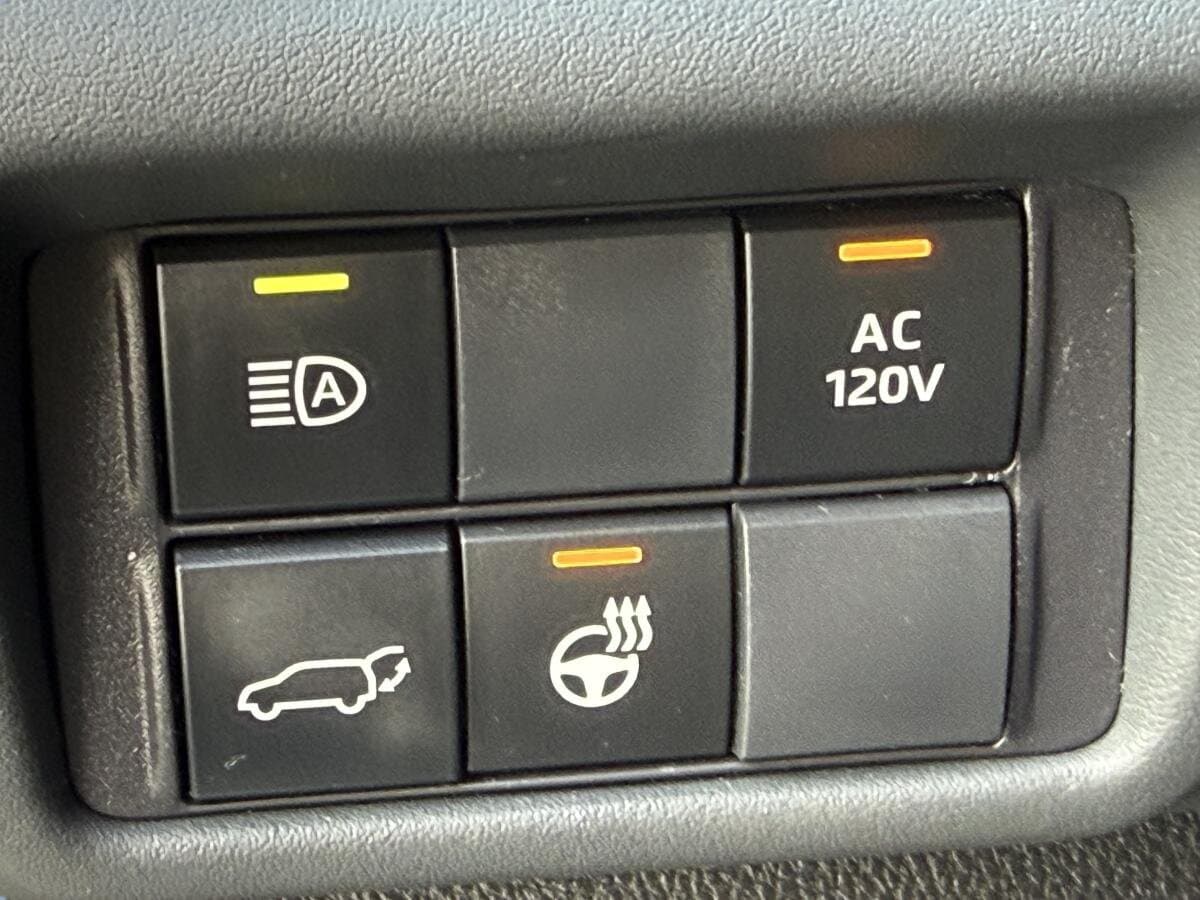 Toyota Highlander Hybrid Limited 2023 — photo 15