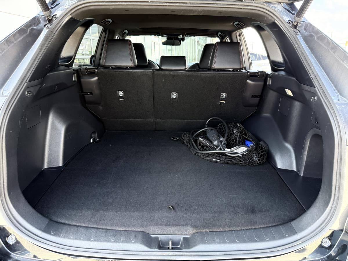 Toyota RAV4 Prime XSE 2023 — photo 19