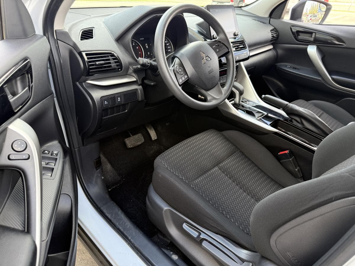Mitsubishi Eclipse Cross ES 2024 — photo 11