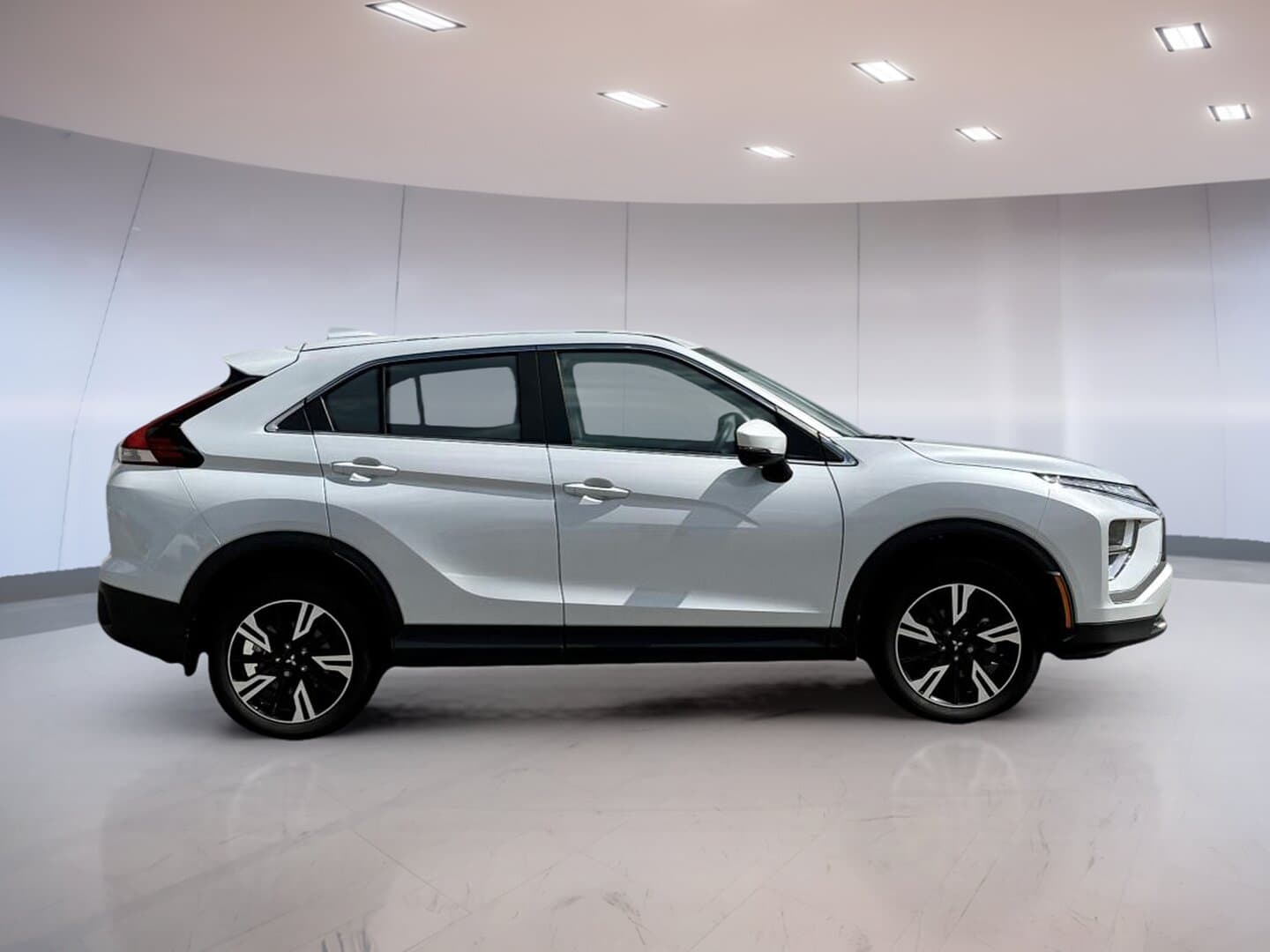 Mitsubishi Eclipse Cross ES 2024 — photo 8
