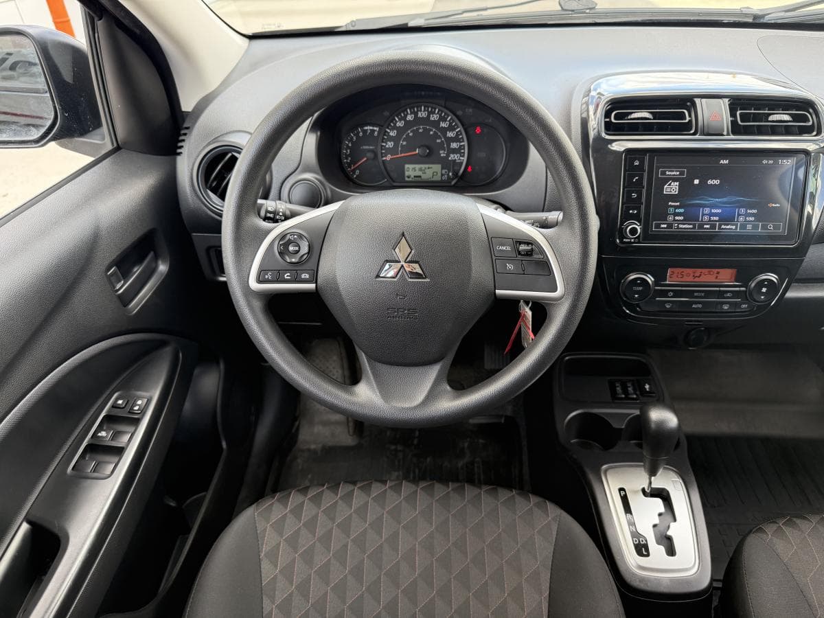 Mitsubishi Mirage ES 2024 — photo 15