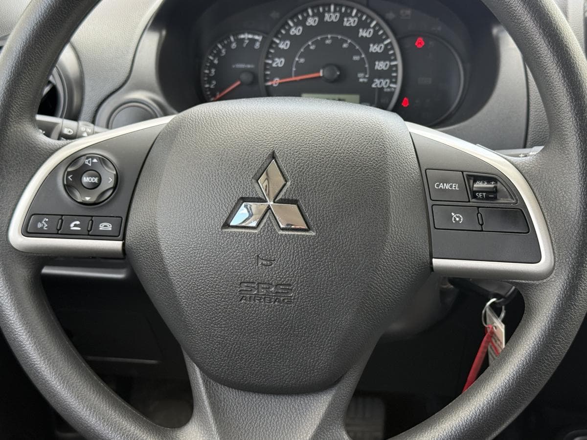 Mitsubishi Mirage ES 2024 — photo 16