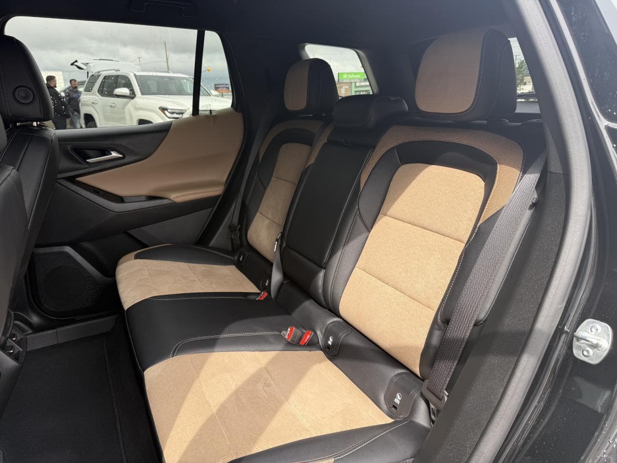 Chevrolet Equinox Awd Activ 2025 — photo 18