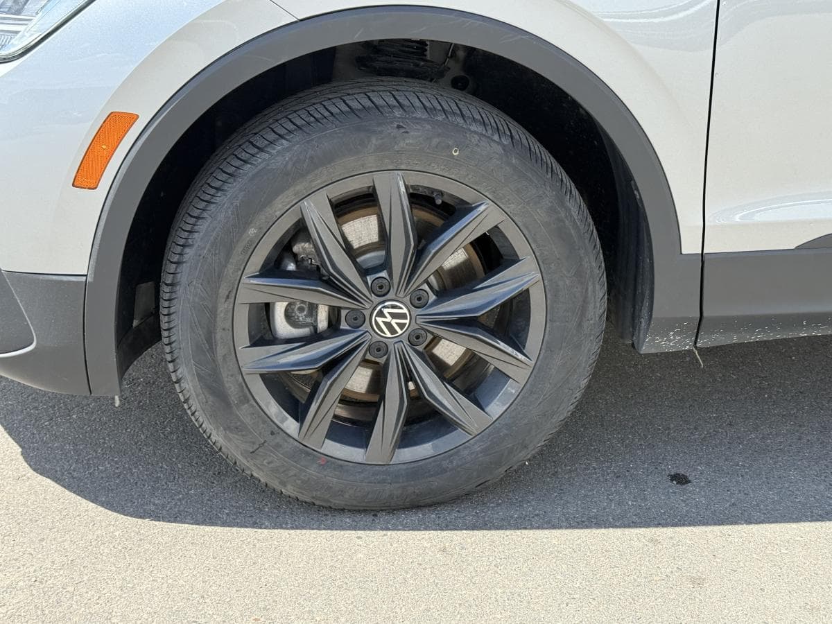 Volkswagen Tiguan Comfortline 2024 — photo 9
