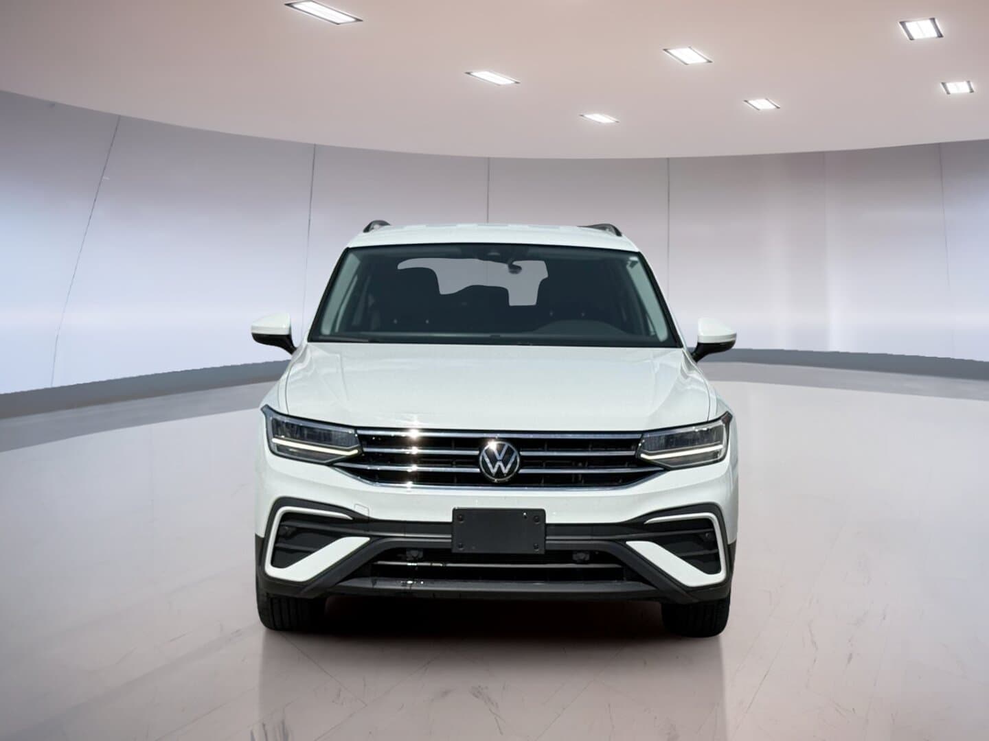 Volkswagen Tiguan Comfortline 2024 — photo 2