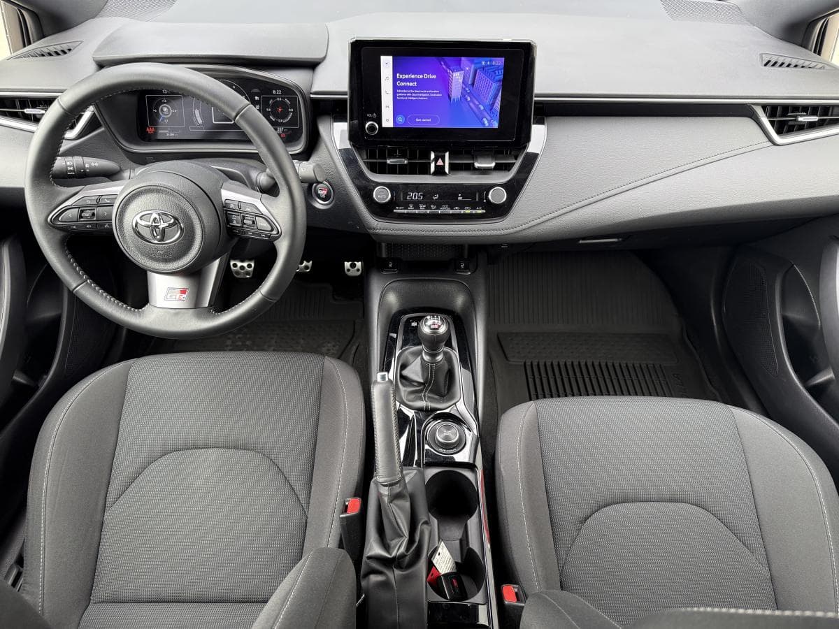 Toyota GR Corolla Core 2023 — photo 16