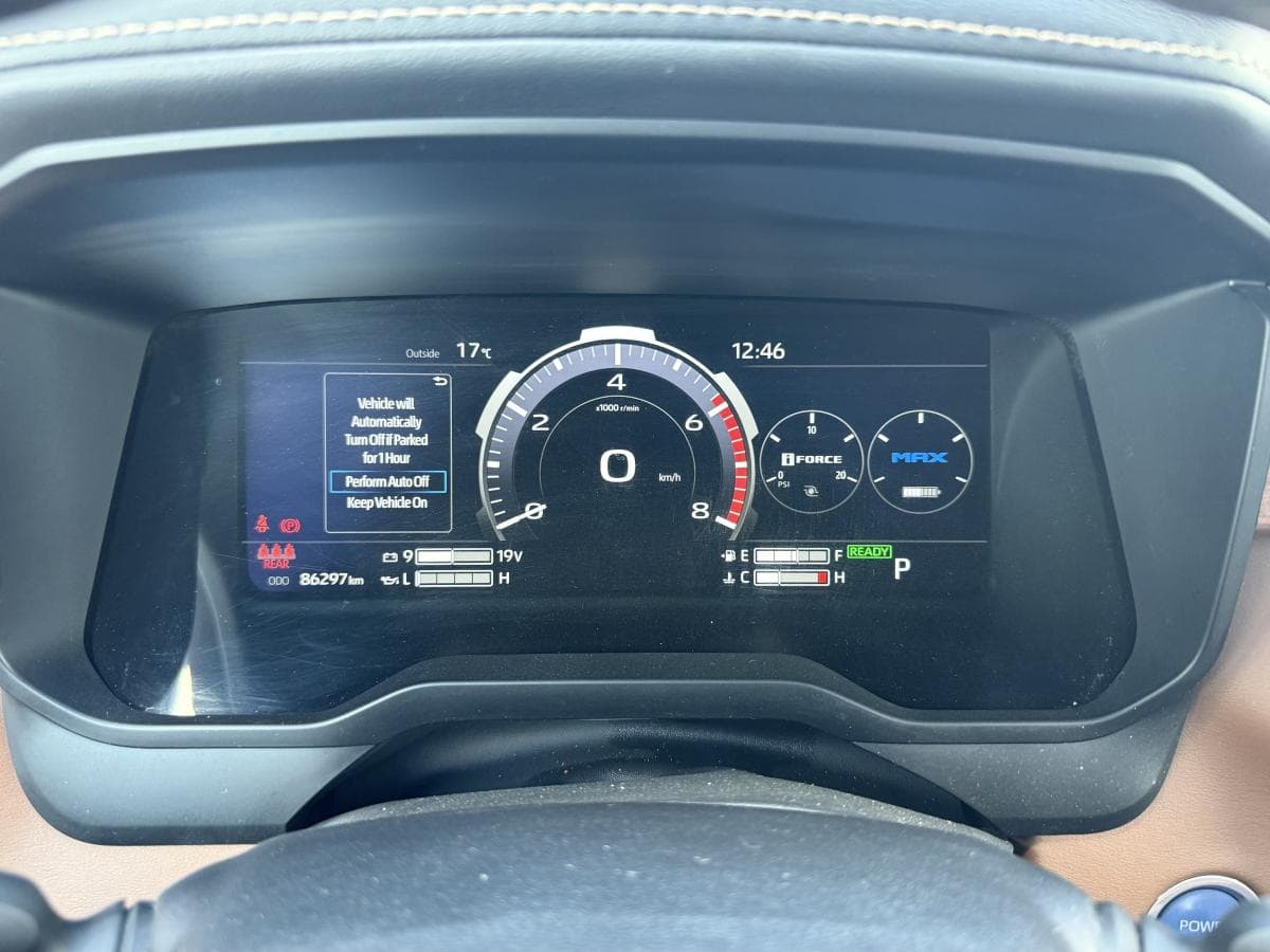Toyota Tundra Platinum Hybrid 2024 — photo 12
