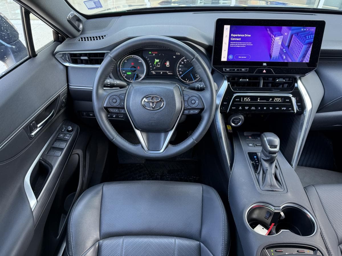 Toyota Venza XLE 2024 — photo 14