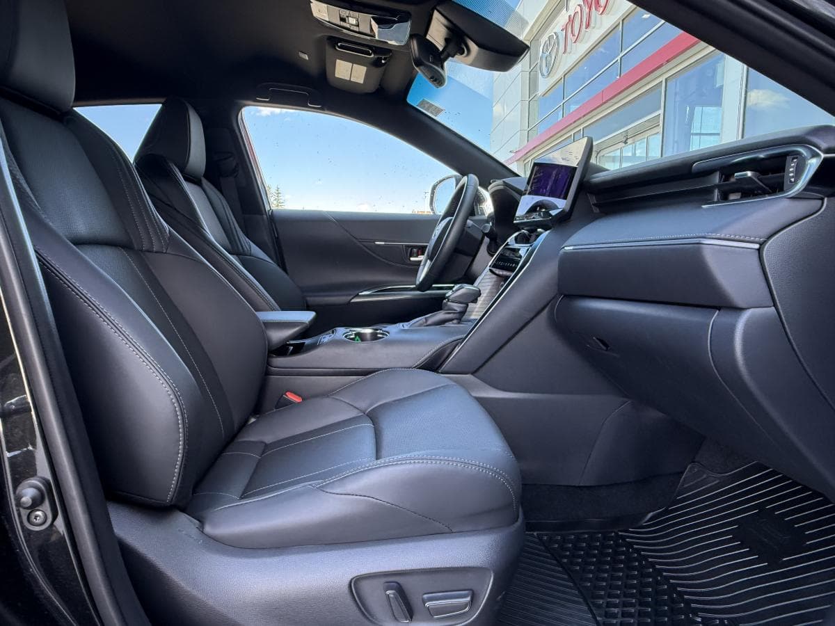 Toyota Venza XLE 2024 — photo 20