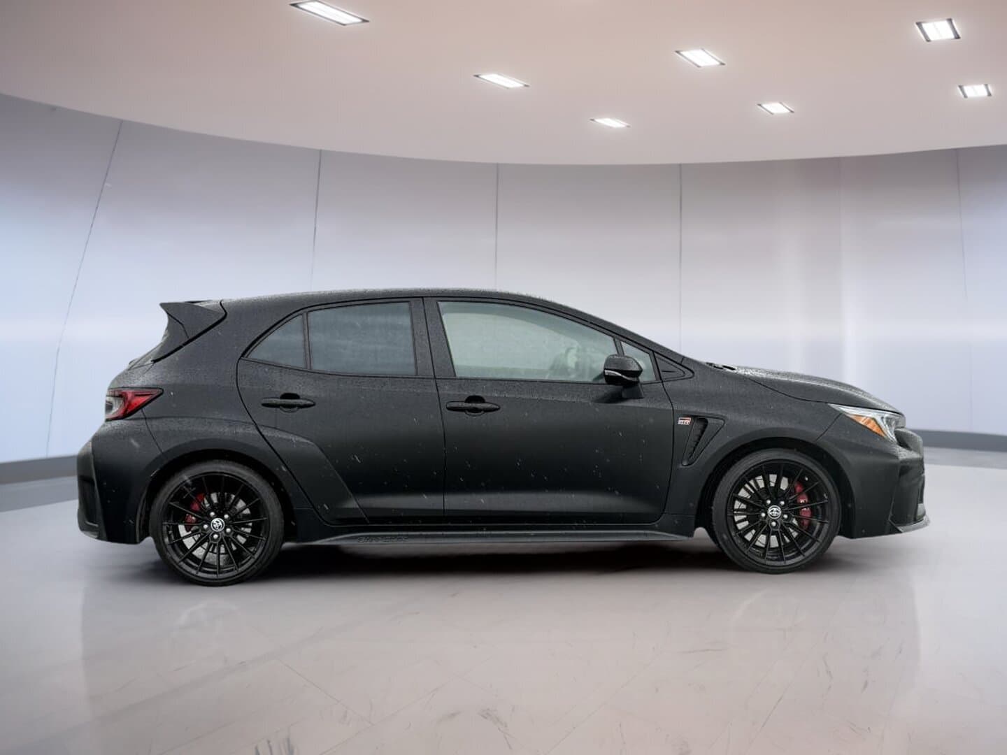 Toyota GR Corolla Core 2023 — photo 8