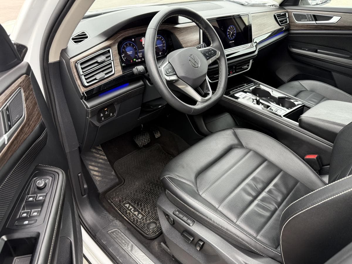 Volkswagen Atlas Highline 2024 — photo 10