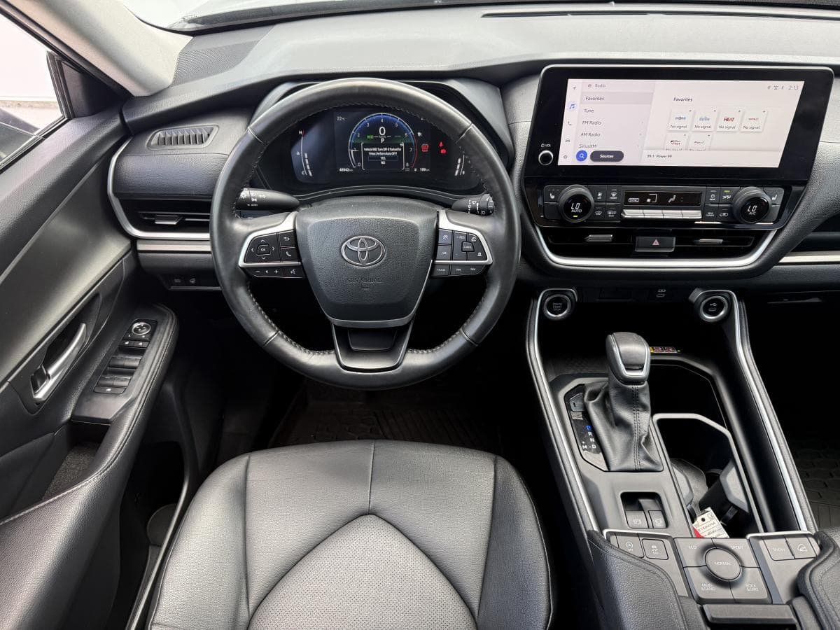 Toyota Grand Highlander XLE 2024 — photo 16