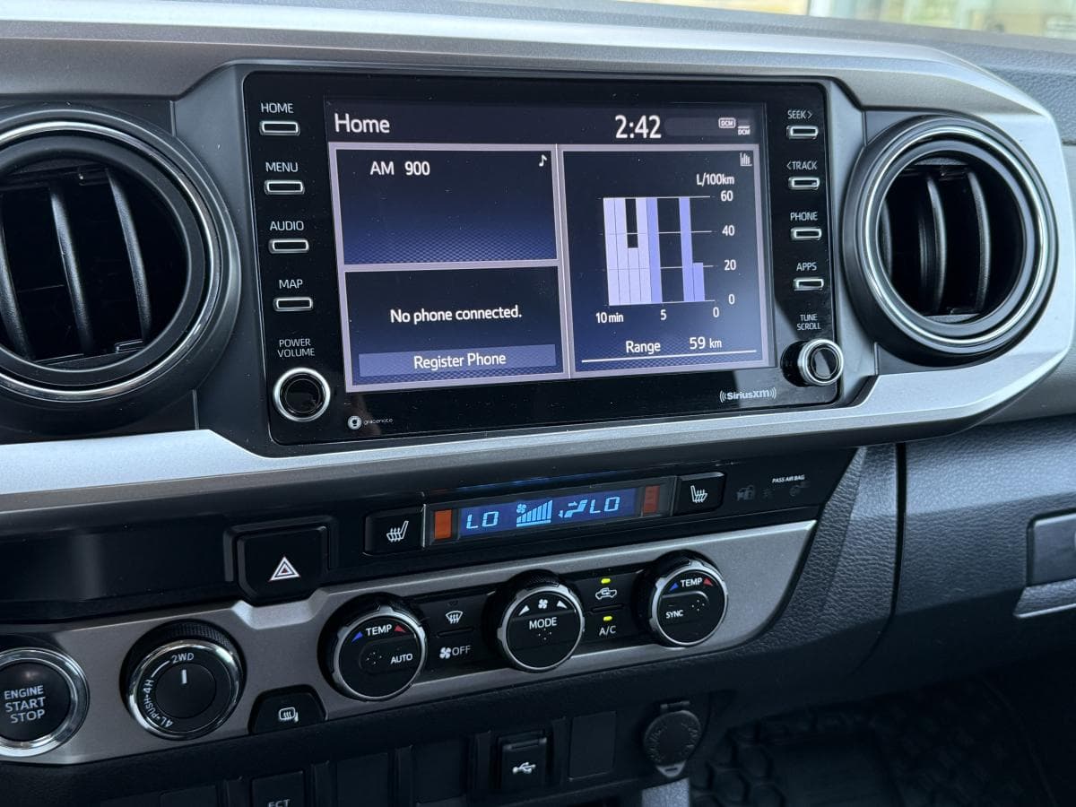 Toyota Tacoma Base 2023 — photo 12