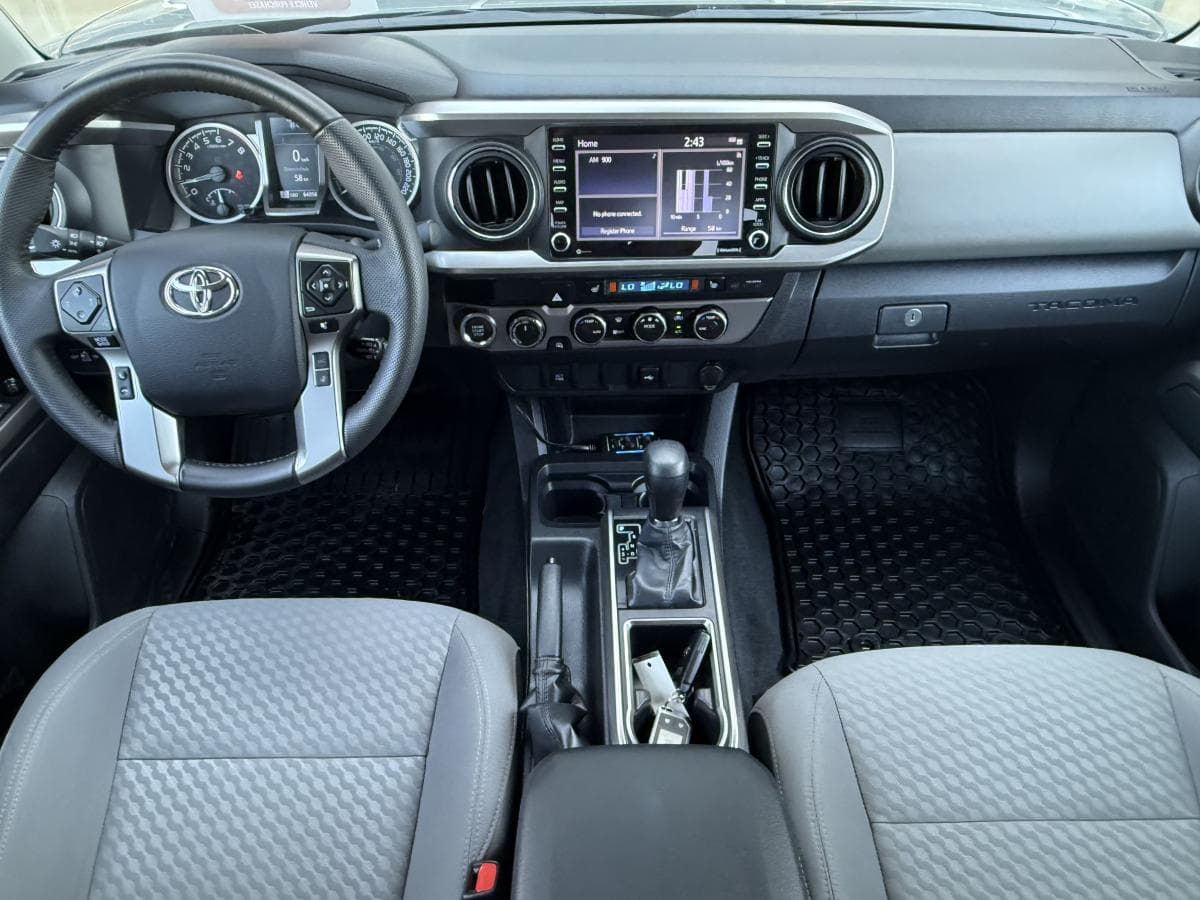 Toyota Tacoma Base 2023 — photo 14
