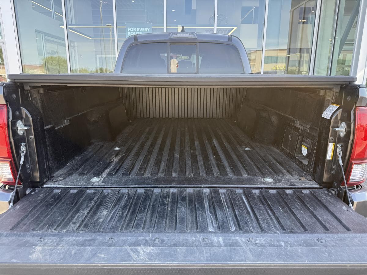 Toyota Tacoma Base 2023 — photo 18