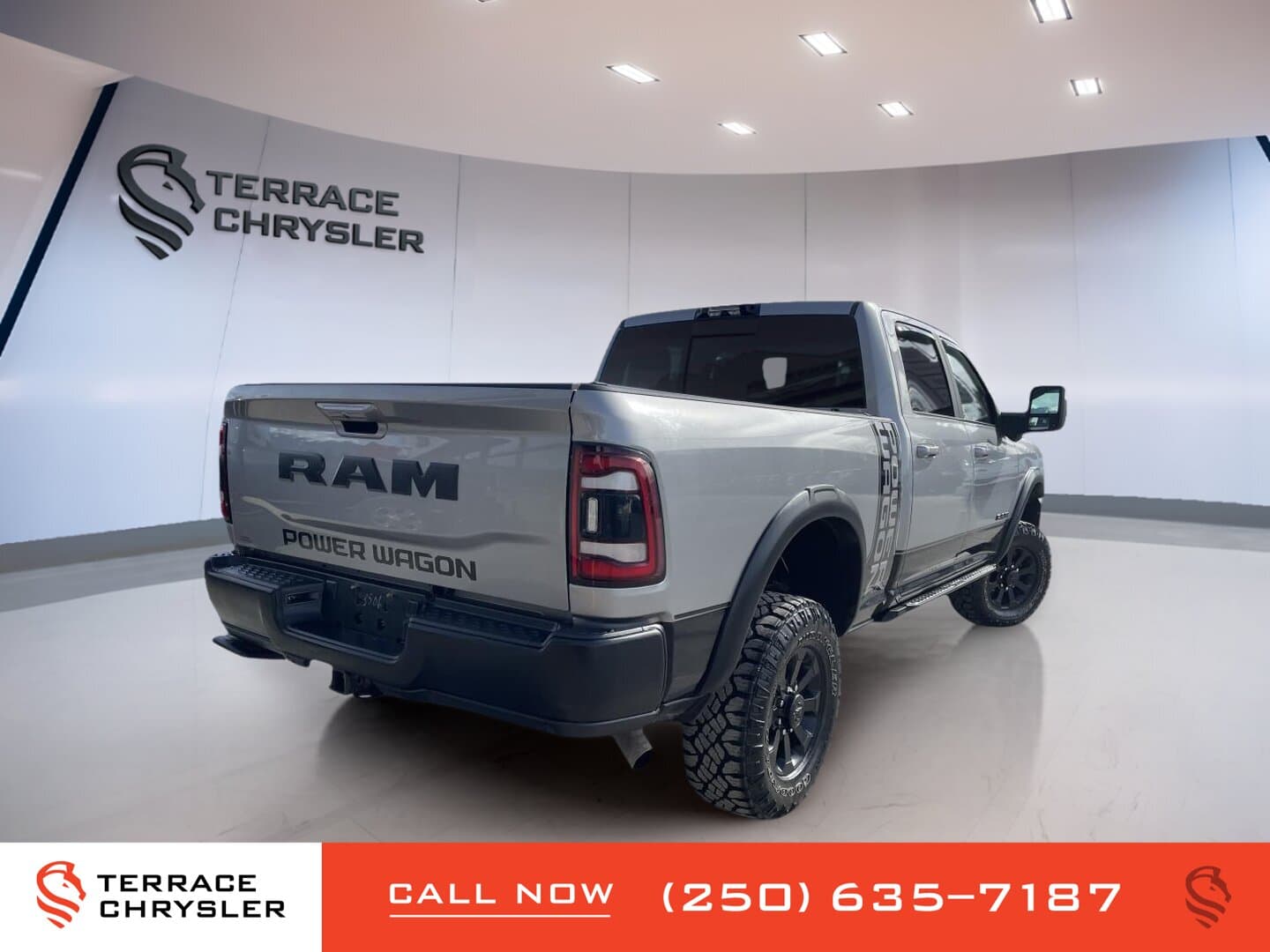 RAM 2500 Power Wagon 4x4 Crew Cab 6'4" Box 2023 — photo 5