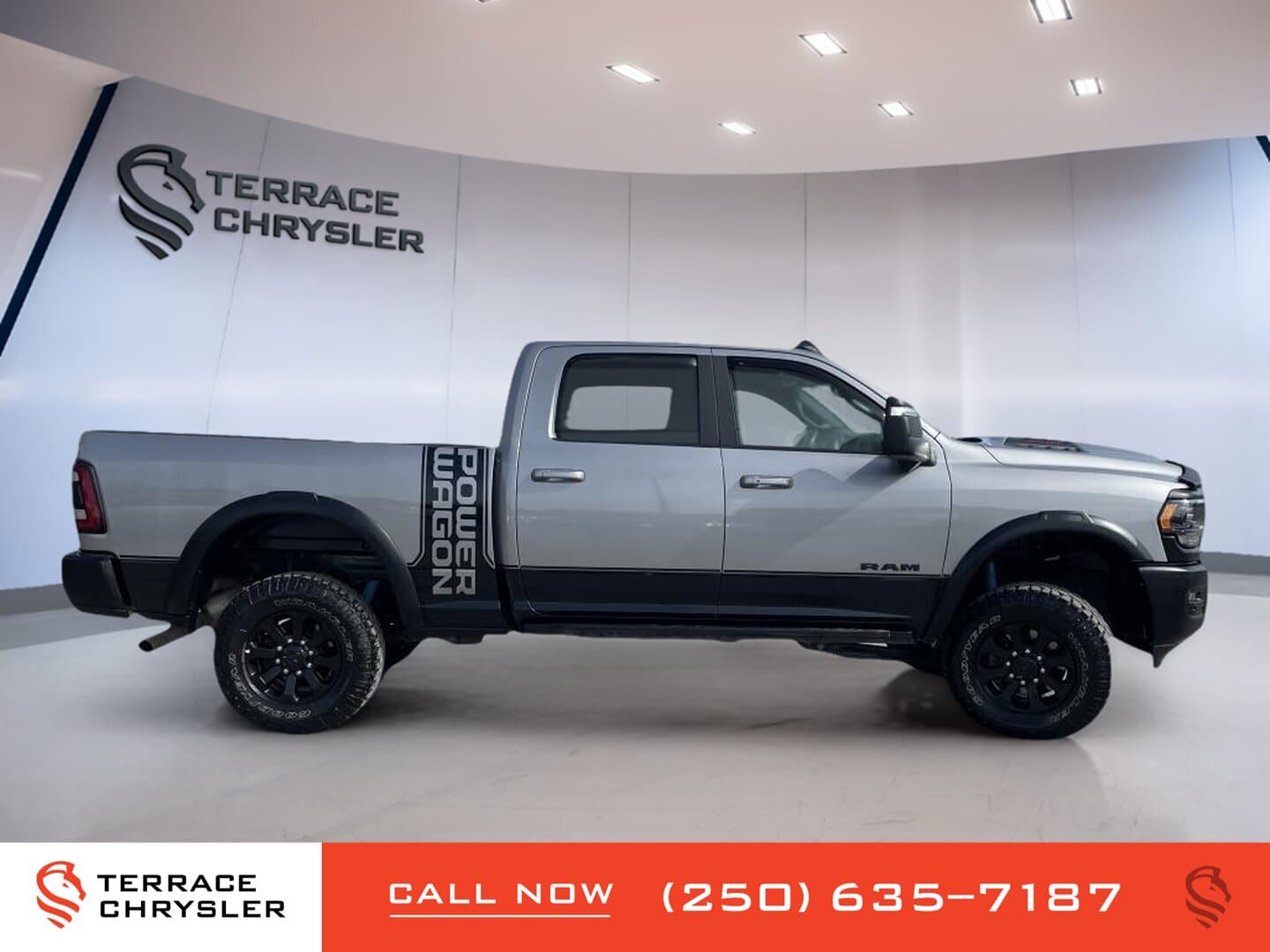 RAM 2500 Power Wagon 4x4 Crew Cab 6'4" Box 2023 — photo 6
