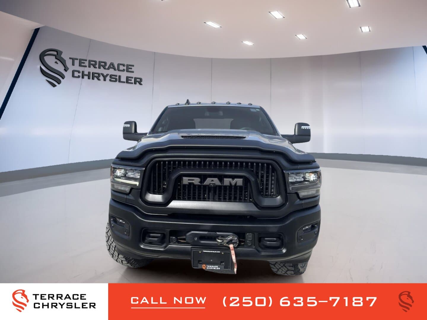 RAM 2500 Power Wagon 4x4 Crew Cab 6'4" Box 2023 — photo 8