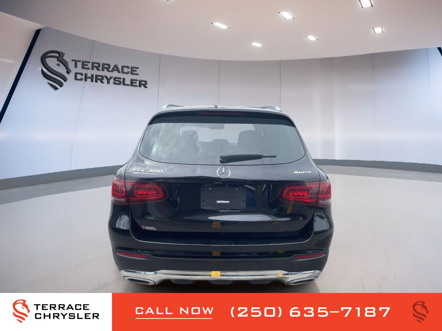 Mercedes-Benz GLC 300 4MATIC SUV 2022 — photo 4