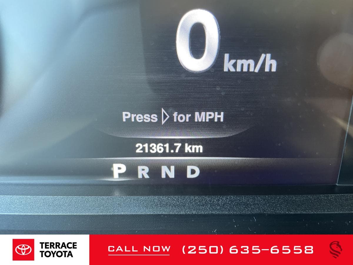 RAM 1500 Classic Express 4x4 Crew Cab 5'7" Box 2022 — photo 16