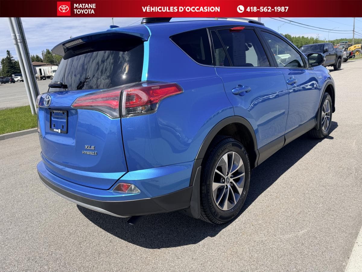 Toyota RAV4 2018 — photo 4