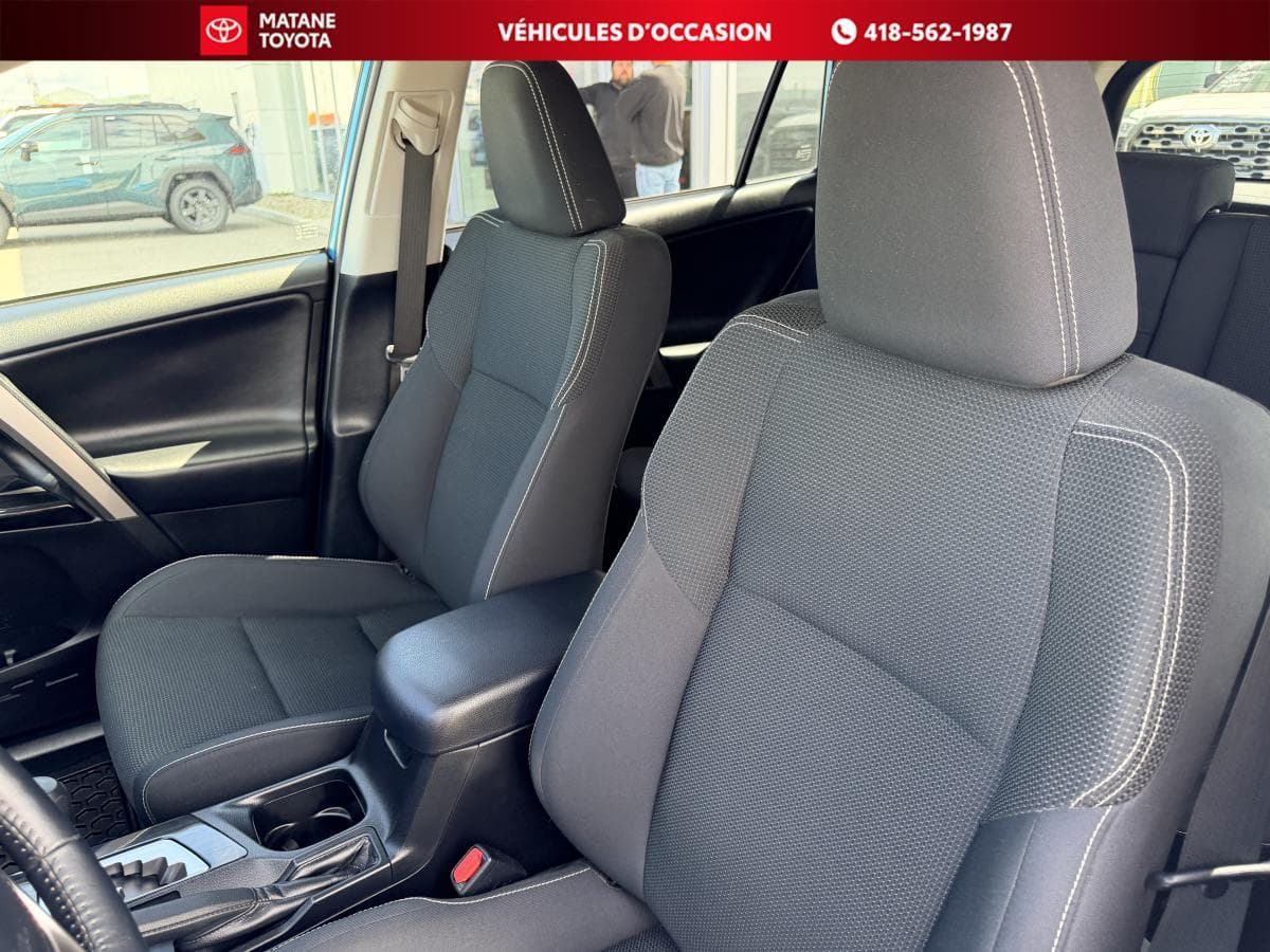 Toyota RAV4 2018 — photo 7