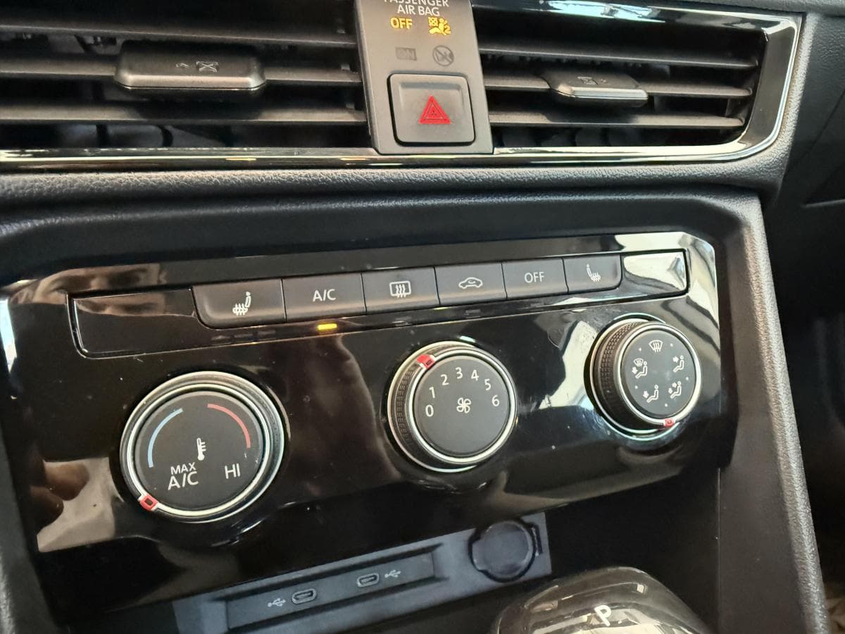 Volkswagen Taos 2023 — photo 15
